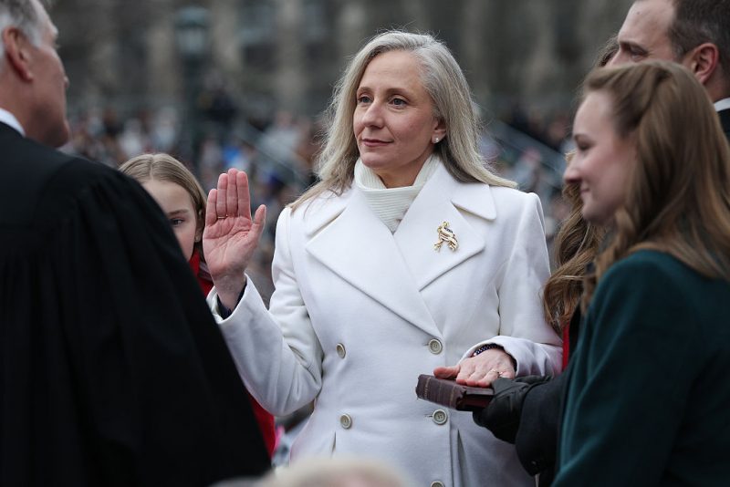RICHMOND, VIRGINIA - JANUARY 17: Virginia Governor Abigail Spanberger is sworn into office by the Honorable William Mims, Senior Justice of the Supreme Court of Virginia, at the Virginia State Capitol January 17, 2026 in Richmond, Virginia. Spanberger is the first woman elected to the Commonwealth of Virginia’s highest office. (Photo by Win McNamee/Getty Images)