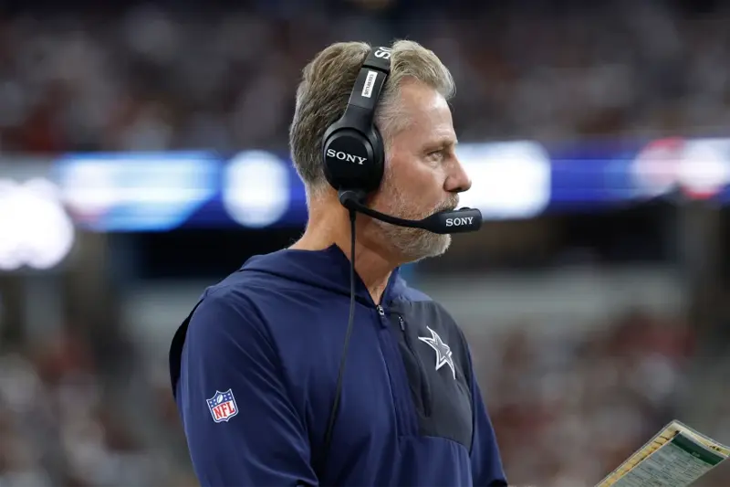 Dallas Cowboys defensive coordinator Matt Eberflus on the sidelines during a NFL football game against the Washington Commanders on Sunday, Oct. 19, 2025, in Arlington, Texas. (AP Photo/Matt Patterson, File)
