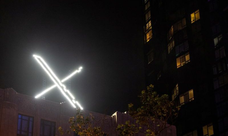 'X' logo is seen on the top of the headquarters of the messaging platform X, formerly known as Twitter, in downtown San Francisco, California, U.S., July 30, 2023. REUTERS/Carlos Barria/File Photo