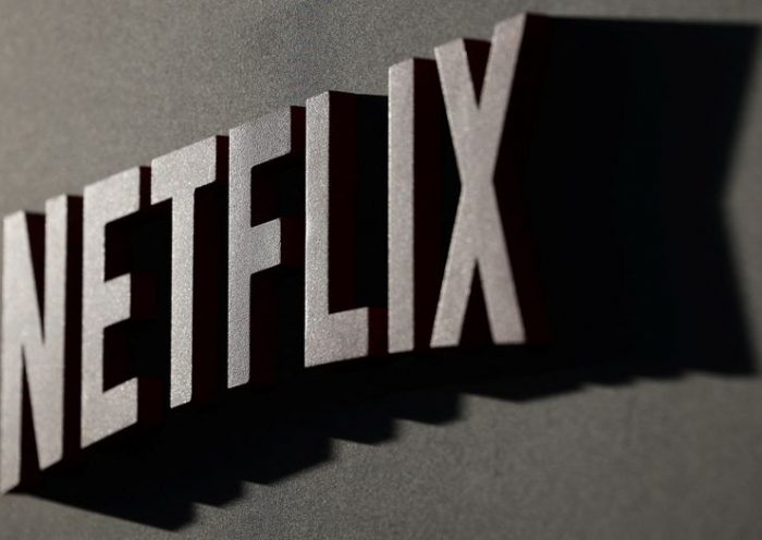 FILE PHOTO: A Netflix logo is pictured in Los Angeles, California, U.S., September 15, 2022. REUTERS/Mario Anzuoni